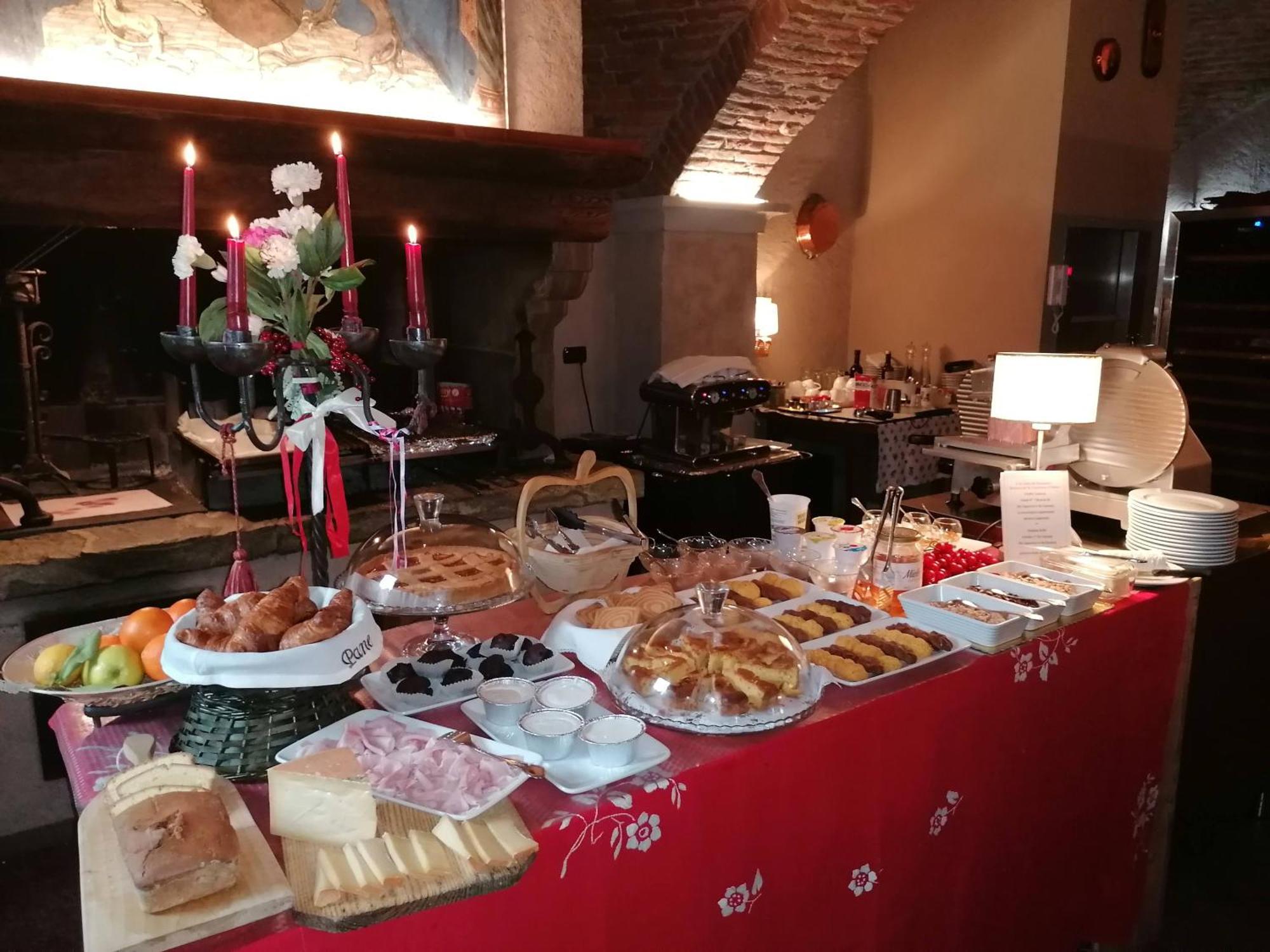 A' La Table Du Sommelier Chambres D Hotes & Restaurant Saint-Vincent Exterior foto