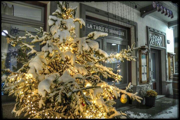 A' La Table Du Sommelier Chambres D Hotes & Restaurant Saint-Vincent Exterior foto